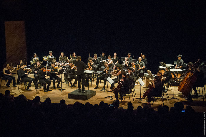 El Centro Provincial de las Artes Teatro Argentino, dependiente del Instituto Cultural de la Provincia de Buenos Aires, llama a 