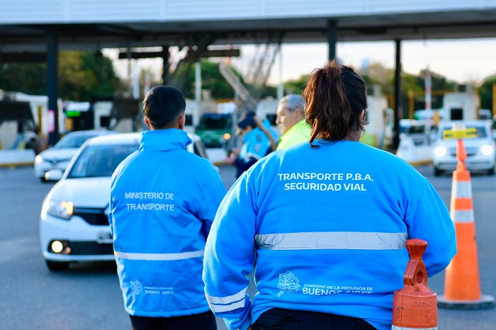 Agentes de Transporte en el Peaje de Dock Sud, Avellaneda.