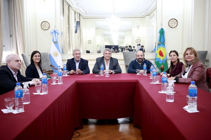 Jorge D'Onofrio con la Comisión de Transporte