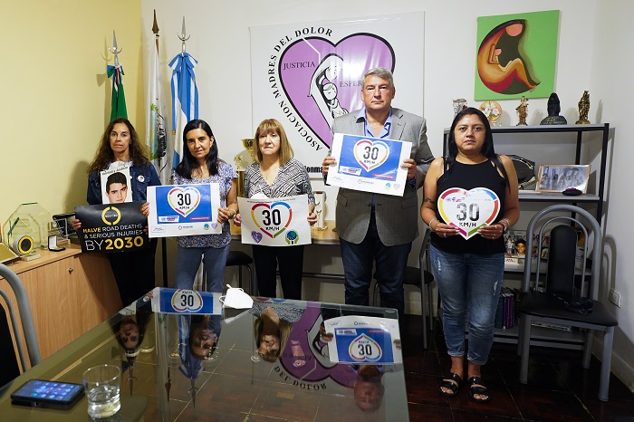 Jorge D'Onofrio con Madres del Dolor.