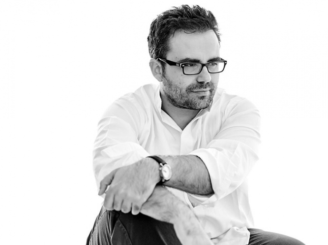 El pianista Manuel Tévar se presentará en la Sala Piazzolla