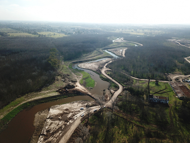 Adecuación del Cauce Tramo Medio del Río Luján. 