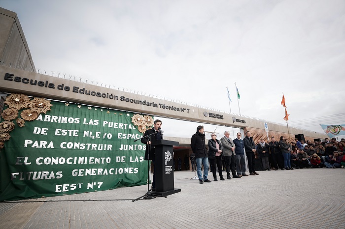 https://www.gba.gob.ar/sites/default/files/comunicacion_publica/imagenes/Axel%20Kicillof_197.jpg