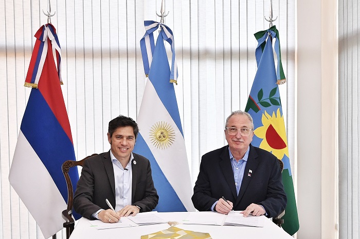 Kicillof suscribió convenios de cooperación con el gobernador Hugo Passalacqua Axel Kicillof