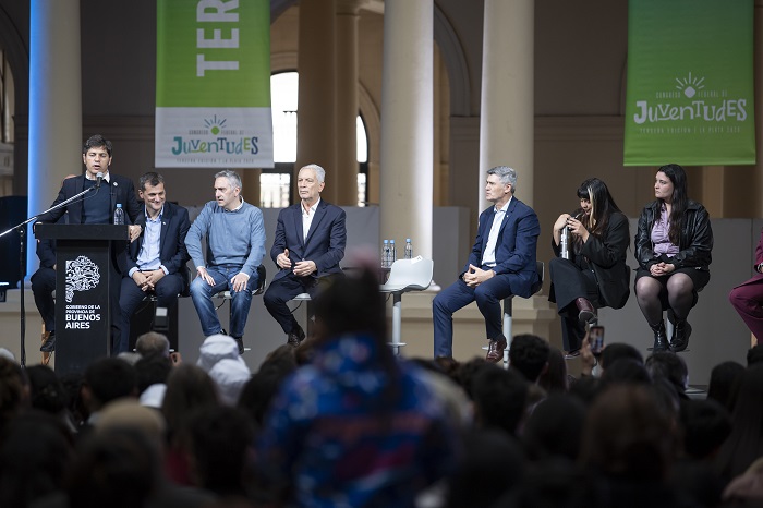 Kicillof encabezó el cierre del 3° Congreso Federal e Internacional de Juventudes Axel Kicillof