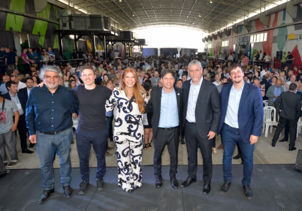 Axel Kicillof junto a Ferraresi, Costa, Correa, Chornobroff y Sierra.