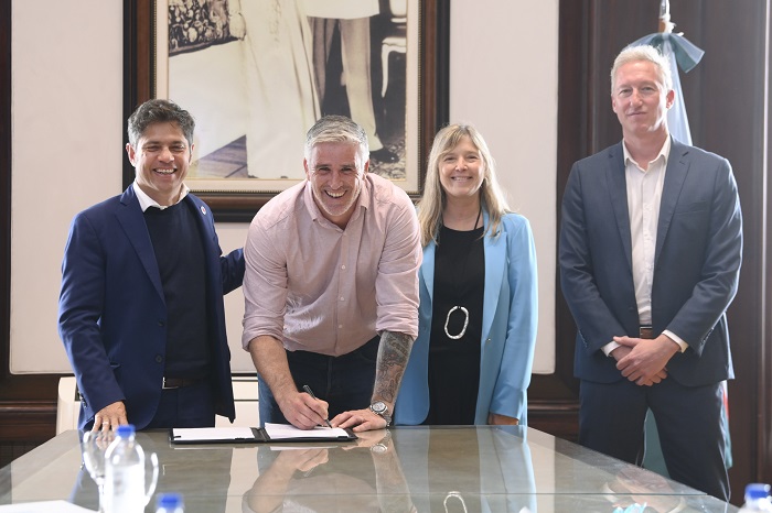La Provincia firmó convenios para brindar financiamiento a emprendedores