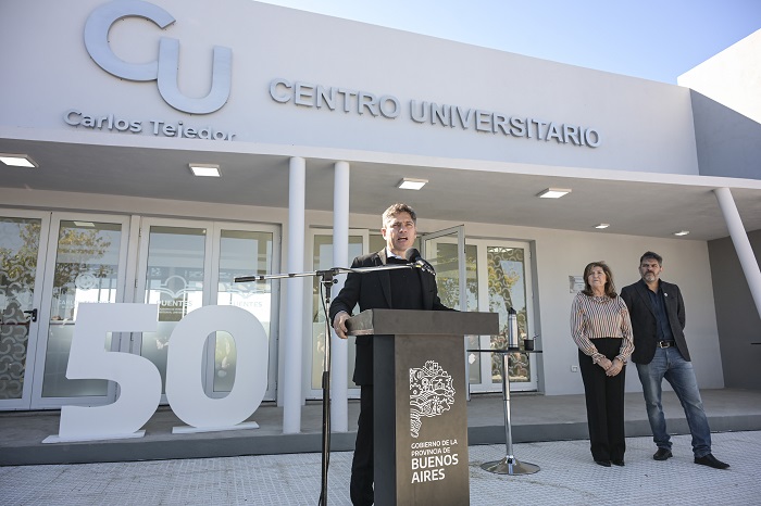 Kicillof inauguró el centro universitario Nº50 del Programa Puentes