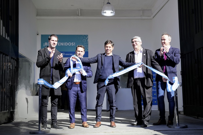 Kicillof inauguró un Mercado Bonaerense Fijo en Ituzaingó