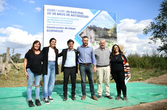 Kicillof anunció el cierre de un basural a cielo abierto en Veinticinco de Mayo