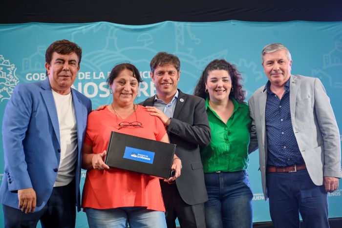 Entrega de 287 tablets para jardines de infantes de La Matanza 