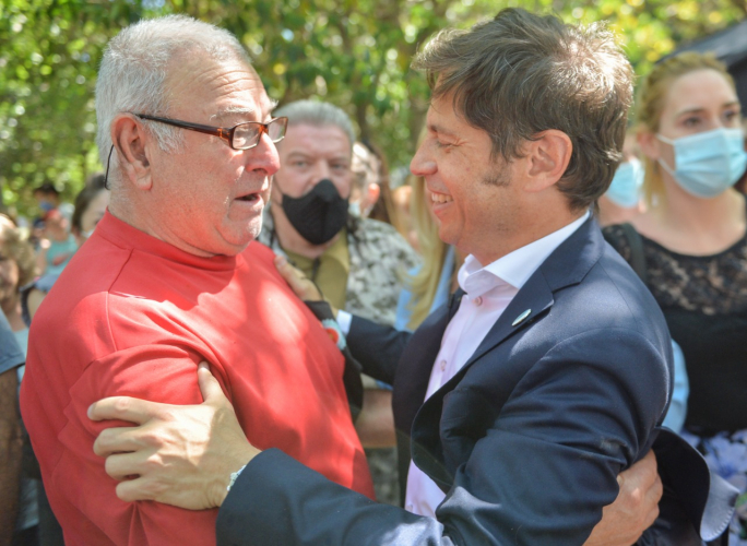 Kicillof encabezó un encuentro con más de 1.500 jubilados y jubiladas en Isidro Casanova