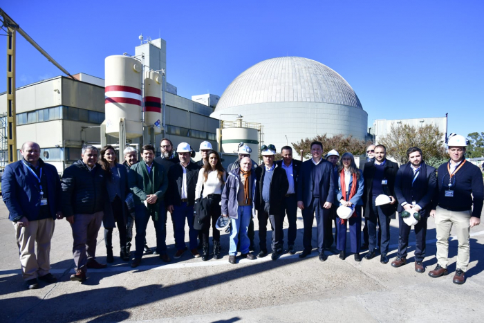 Kicillof recorrió el Complejo Nuclear Atucha