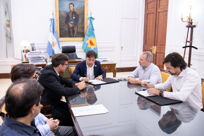 Kicillof y Ghi firmaron convenios para construir 56 viviendas y un nuevo Centro de Atención Primaria de Salud en Morón