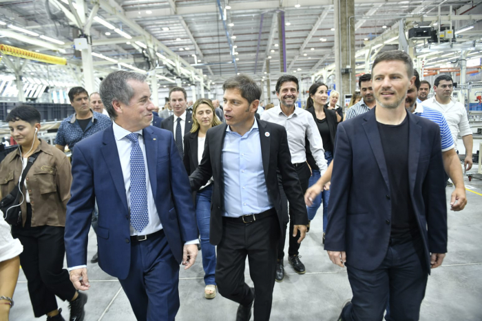 Kicillof participó de la puesta en marcha de una nave industrial de Toyota