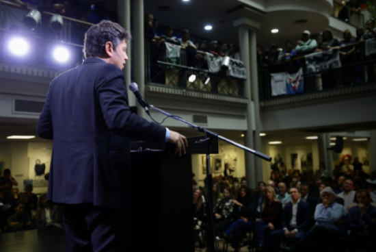 Fue en la Casa Municipal de la Cultura de Almirante Brown.