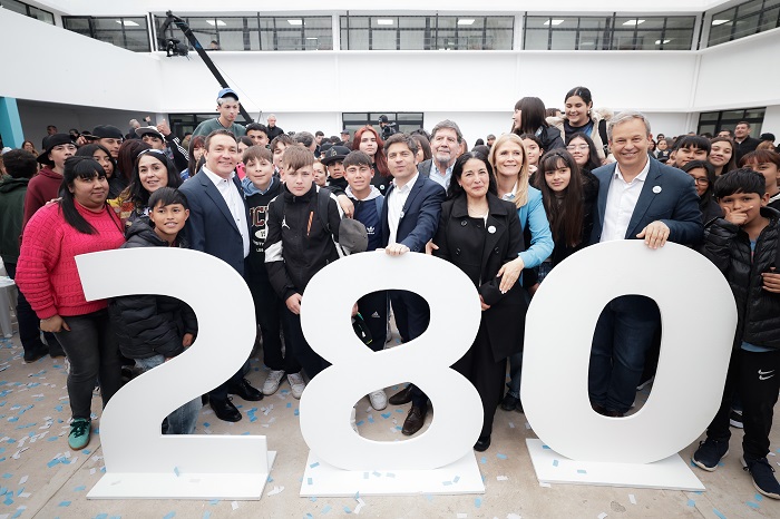 Kicillof y Magario inauguraron el edificio educativo Nº280