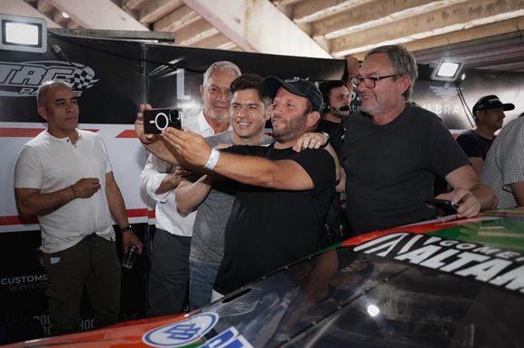 Kicillof asistió al Gran Premio Coronación del Turismo Carretera