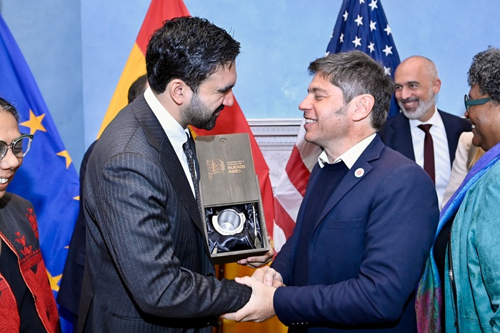 Kicillof cerró su visita a Estados Unidos con una charla en la Universidad de Columbia