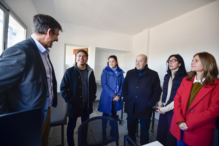 Kicillof recorrió el nuevo Centro de Atención Primaria de la Salud de Miramar 