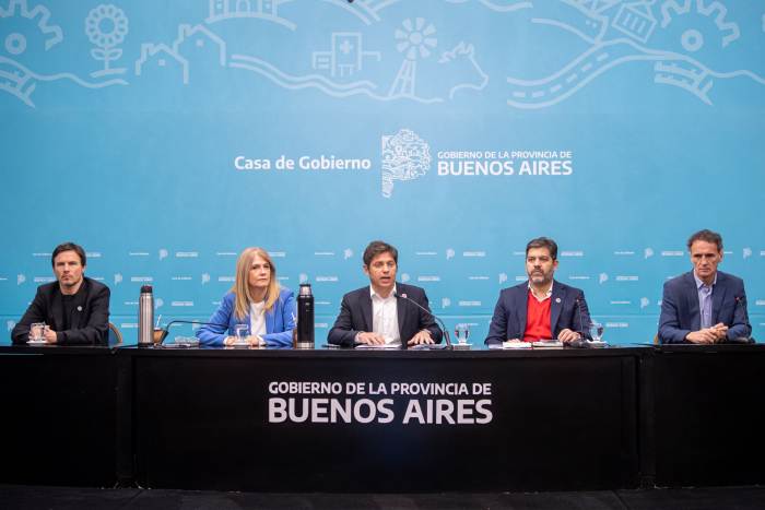 Kicillof junto a Magario, Bianco, Costa y Katopodis.