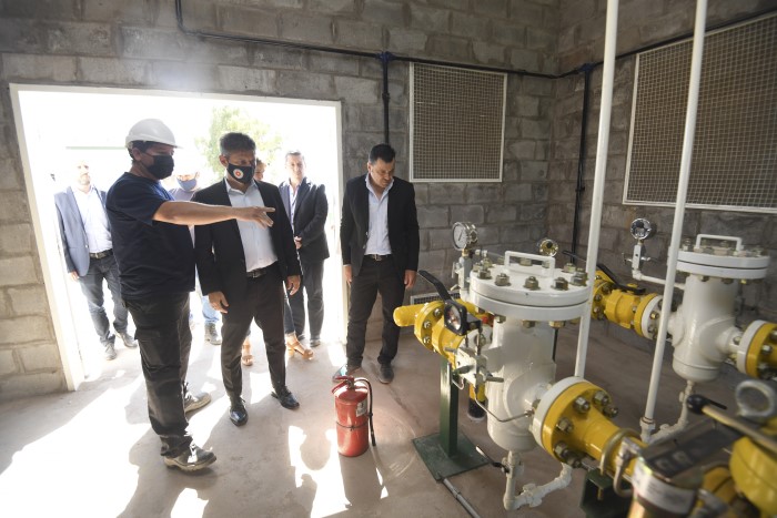 Kicillof inauguró la red de gas natural para Guaminí y Laguna Alsina