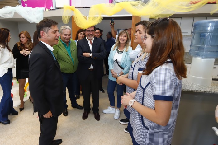 Kicillof inauguró el primer jardín maternal de gestión pública de Salto