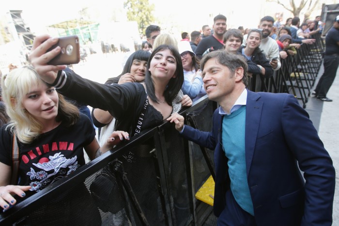 Kicillof anunció la extensión del boleto estudiantil para universidades del interior