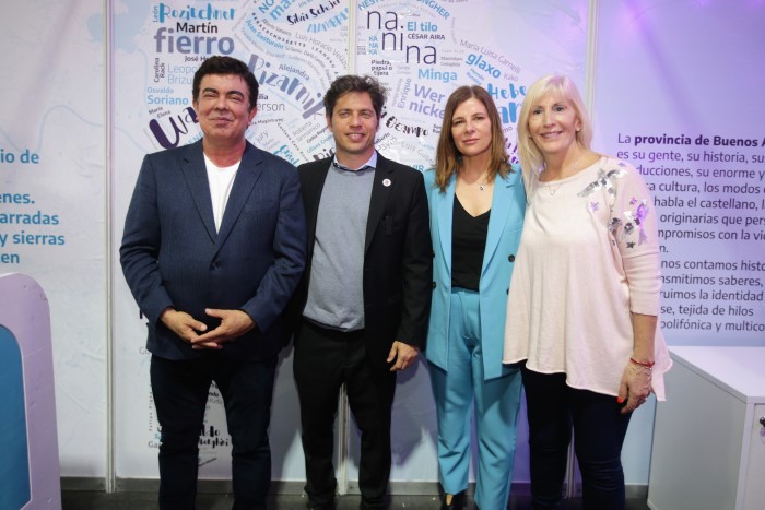 Kicillof visitó esta tarde la XV Feria Municipal del Libro de La Matanza