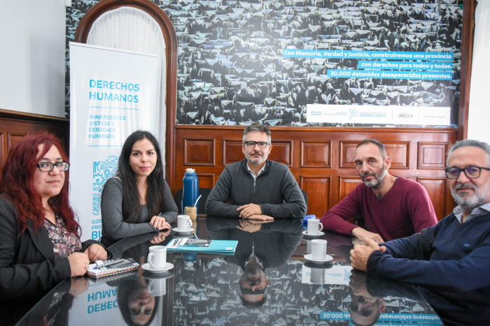 Archivistas de Chile visitaron el Archivo Provincial de la Memoria 