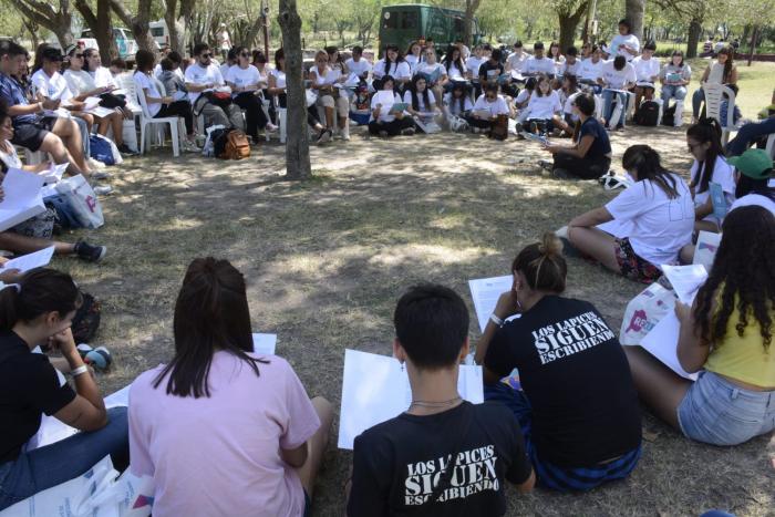 Se realizó un nuevo foro hacia una Ley Provincial de Juventudes en Carmen de Areco.