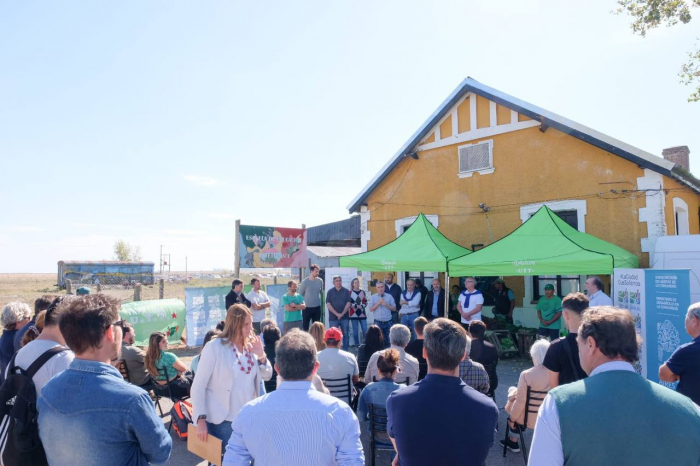 El Ministro Larroque, el intendente Cocconi, funcionarios y dirigentes nacionales, provinciales y locales inauguraron en Tapalqu