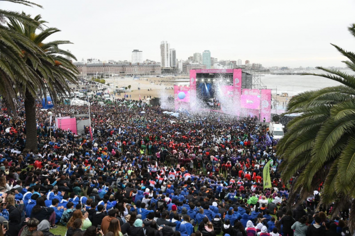 Más de 50 mil personas participaron en Mar del Plata del inicio de la Final Provincial de los Juegos Bonaerenses.