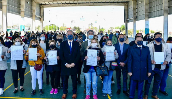 entrega de escrituras en varela