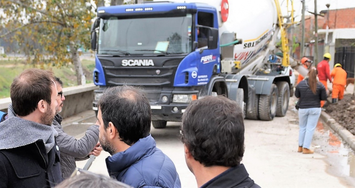 El Ministro Pablo López recorrió obras financiadas por el BID