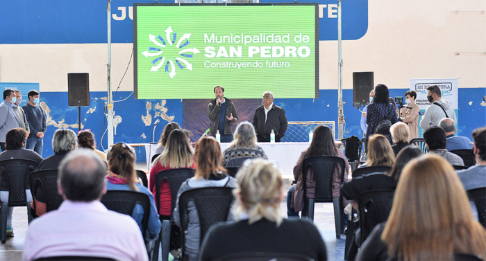 López: “El trabajo junto a los municipios nos permite acercar al Estado a las y los bonaerenses”