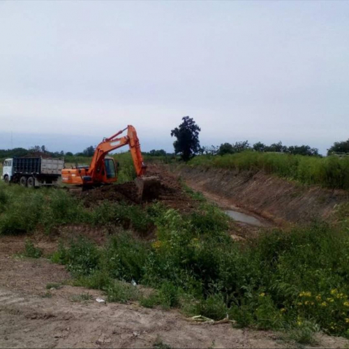 Limpieza, reperfilado y cambio de alcantarillas del Arroyo Bustillo