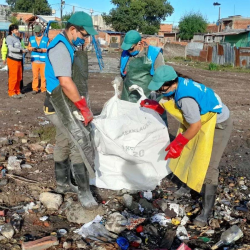 Operativo de limpieza de arroyos en Quilmes