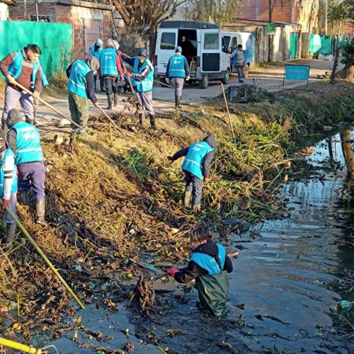 Operativo de limpieza en Escobar