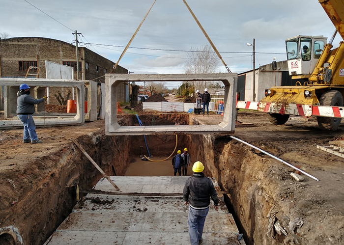 Reinicio de la obra de desagües pluviales en Brandsen