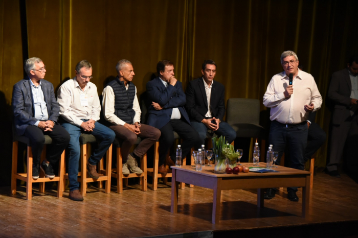 Javier Rodríguez: "Queremos una producción con productores"
