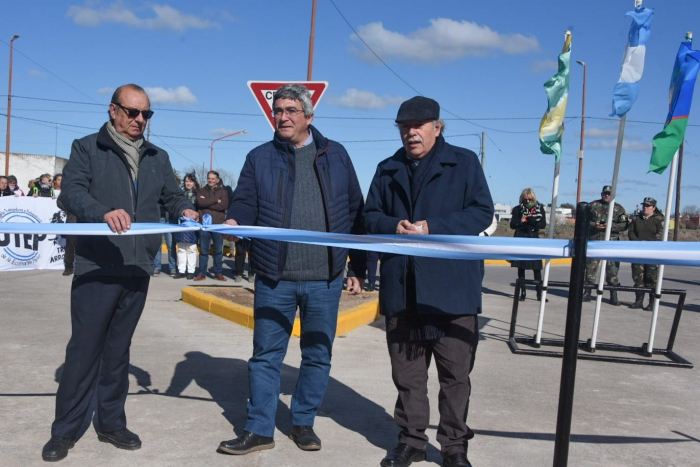 Javier Rodríguez inauguró obras de Caminos Rurales en Tres Arroyos