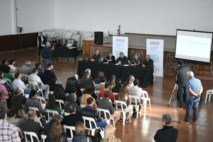 Javier Rodríguez “Contamos con políticas para un crecimiento equitativo”