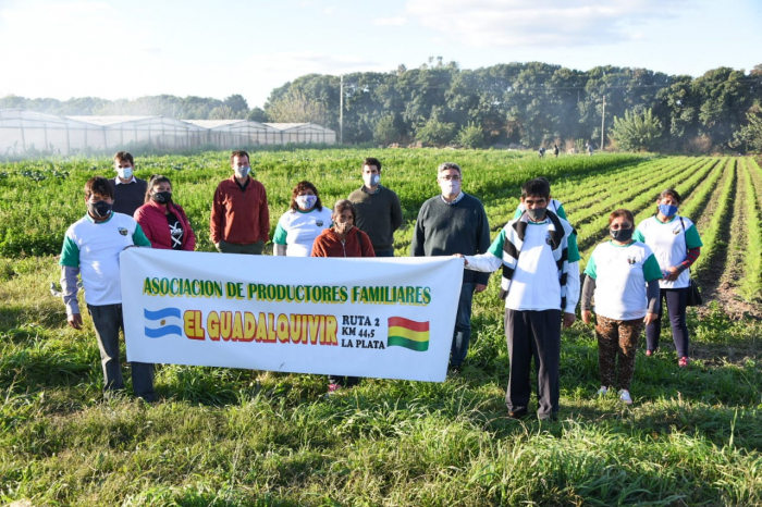 El ministro Rodríguez presentó un convenio con agricultores familiares