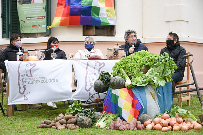 El MDA participó del lanzamiento de la Escuela Nacional de Agroecología del MTE