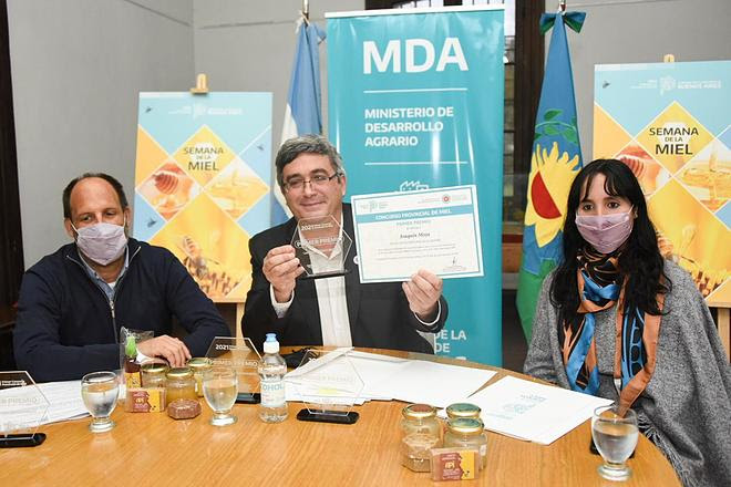 Se entregaron los Premios del Primer Concurso Provincial de Miel 2021