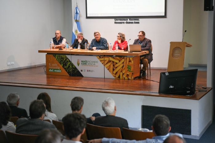 Javier Rodríguez: "En las Chacras desarrollamos variedades e híbridos de maíz"