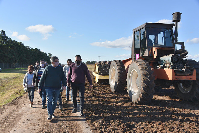 El MDA presentó avance de obra de Caminos Rurales en Carmen de Areco y Arrecifes