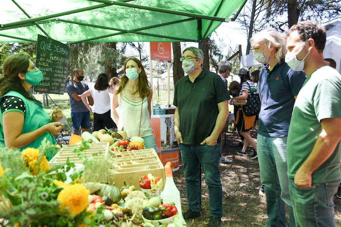 EL MINISTRO PARTICIPÓ DE LA FIESTA DEL TOMATE PLATENSE Y REMARCÓ LA IMPORTANCIA DEL CONVENIO CON FAUBA