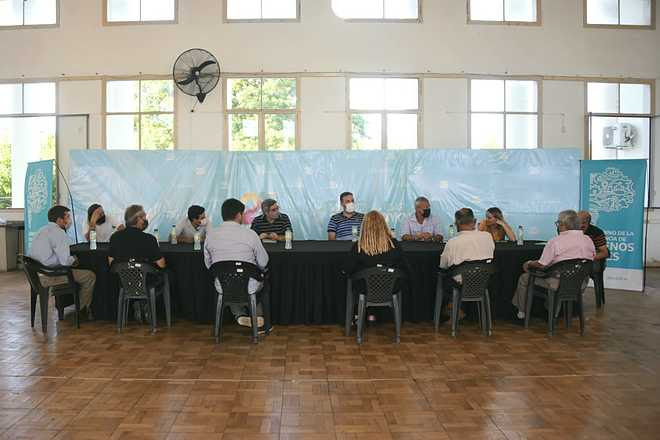 Rodríguez se reunió con productores de 25 de Mayo